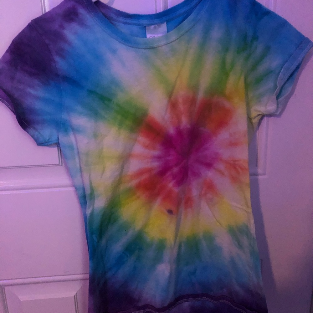 Short sleeve tee